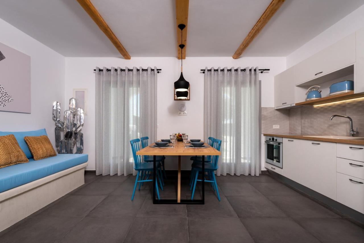Modern Dome Homes Of Santorini Perissa  Exterior photo